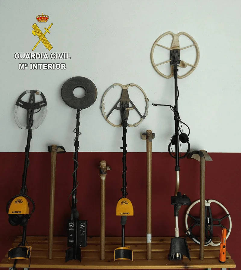 Figure 3. Metal detectors and other tools confiscated by the Civil Guard from looters.