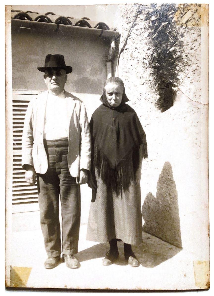 A person and person standing outside

Description automatically generated