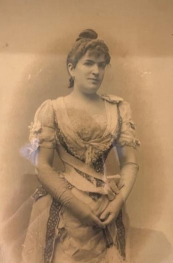 Legado y coleccionismo: Regla Manjón Mergelina y el patrimonio de Itálica