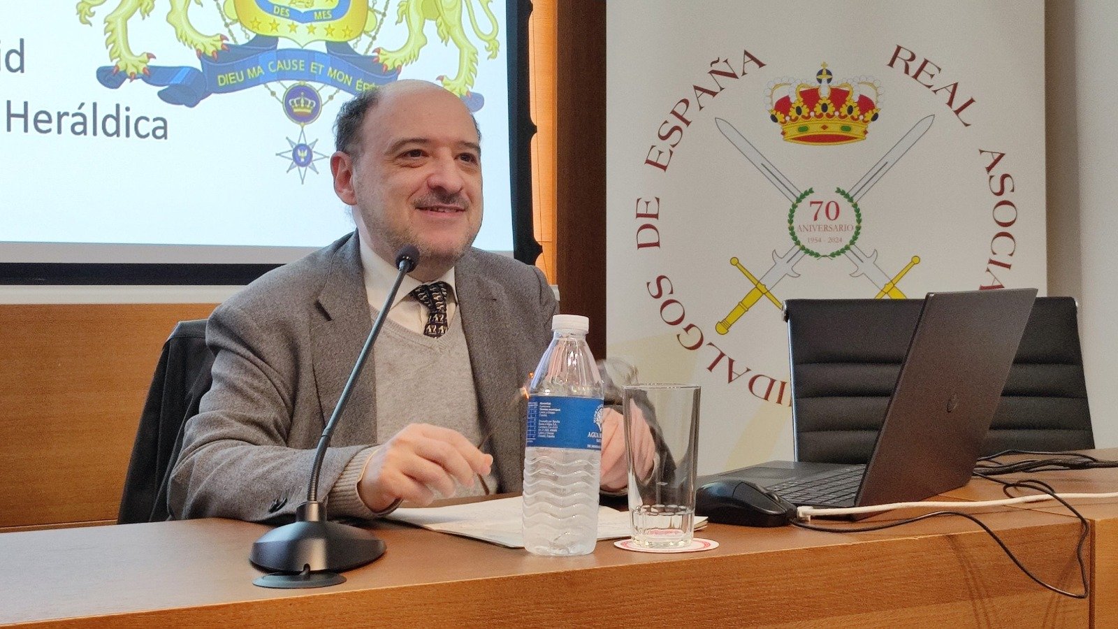 Entrevista a José María de Francisco Olmos